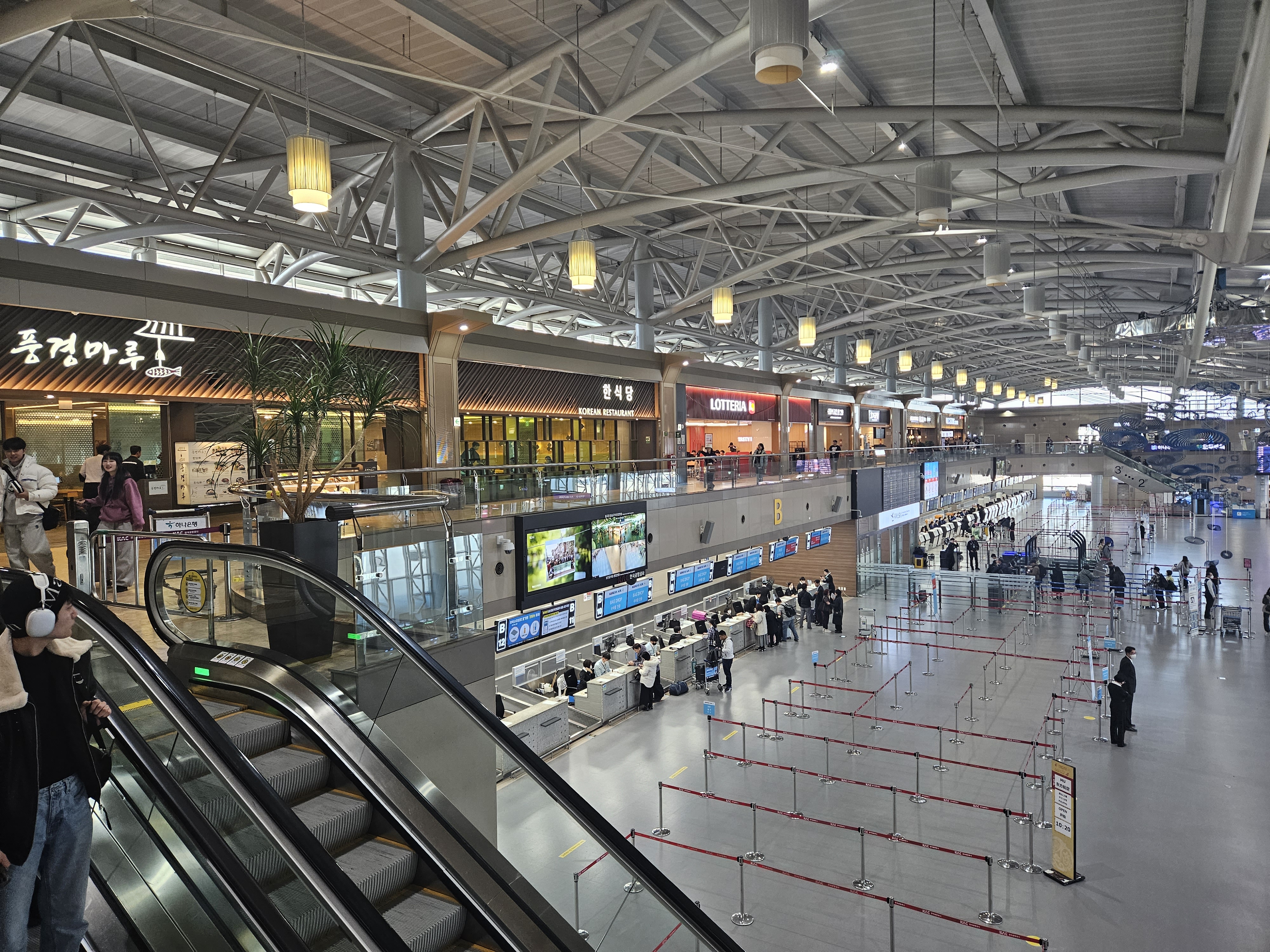 食べるところしかない