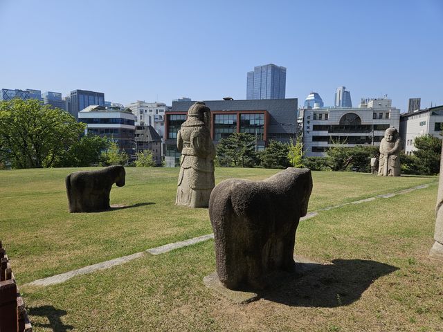 武石人(무석인)と石馬(석마)