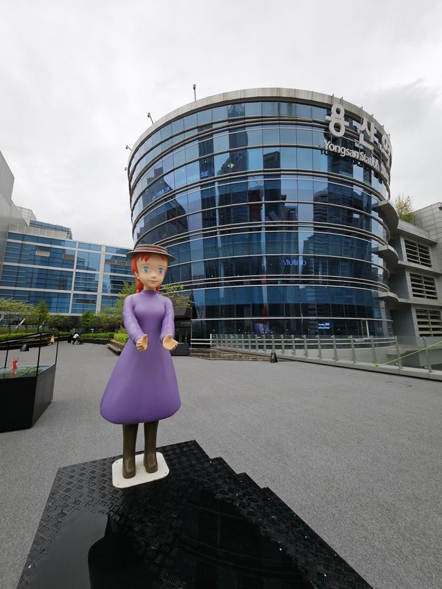 龍山駅のショッピングモール