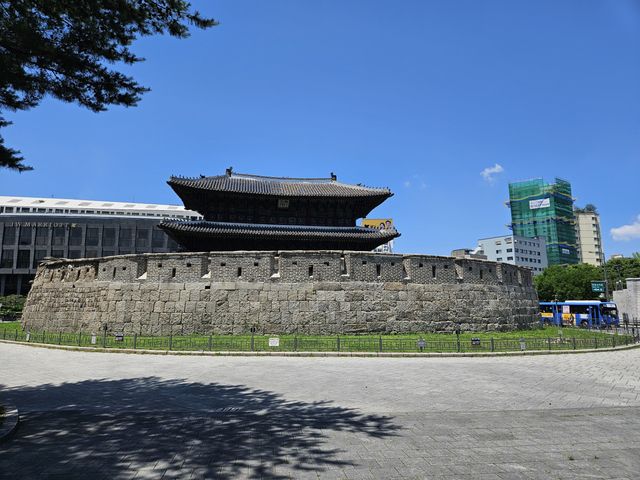 東大門(흥인지문)