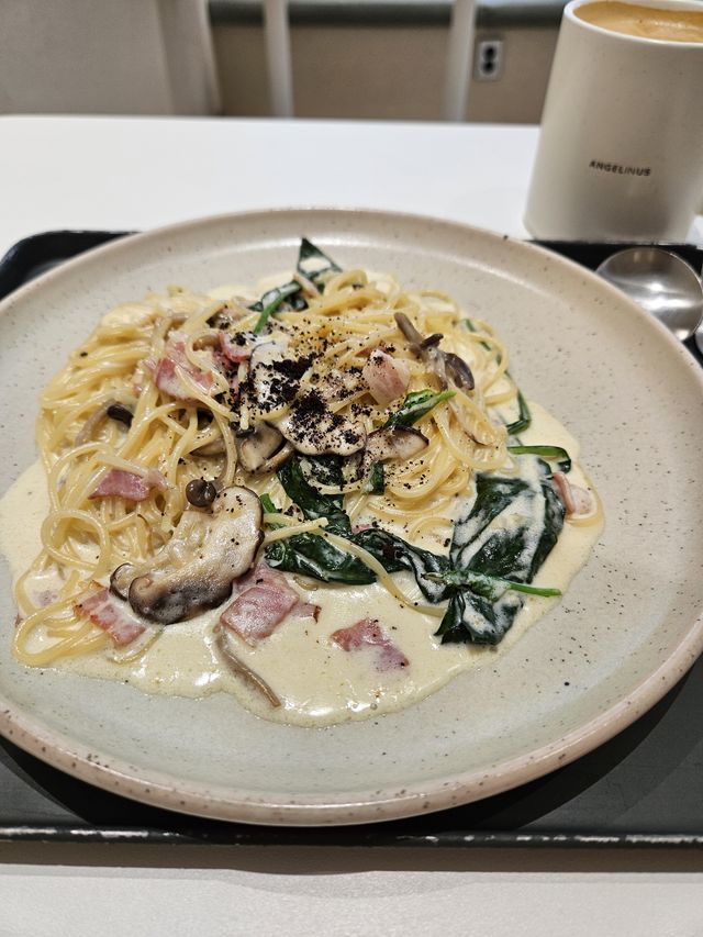 ANGELINUSでランチ