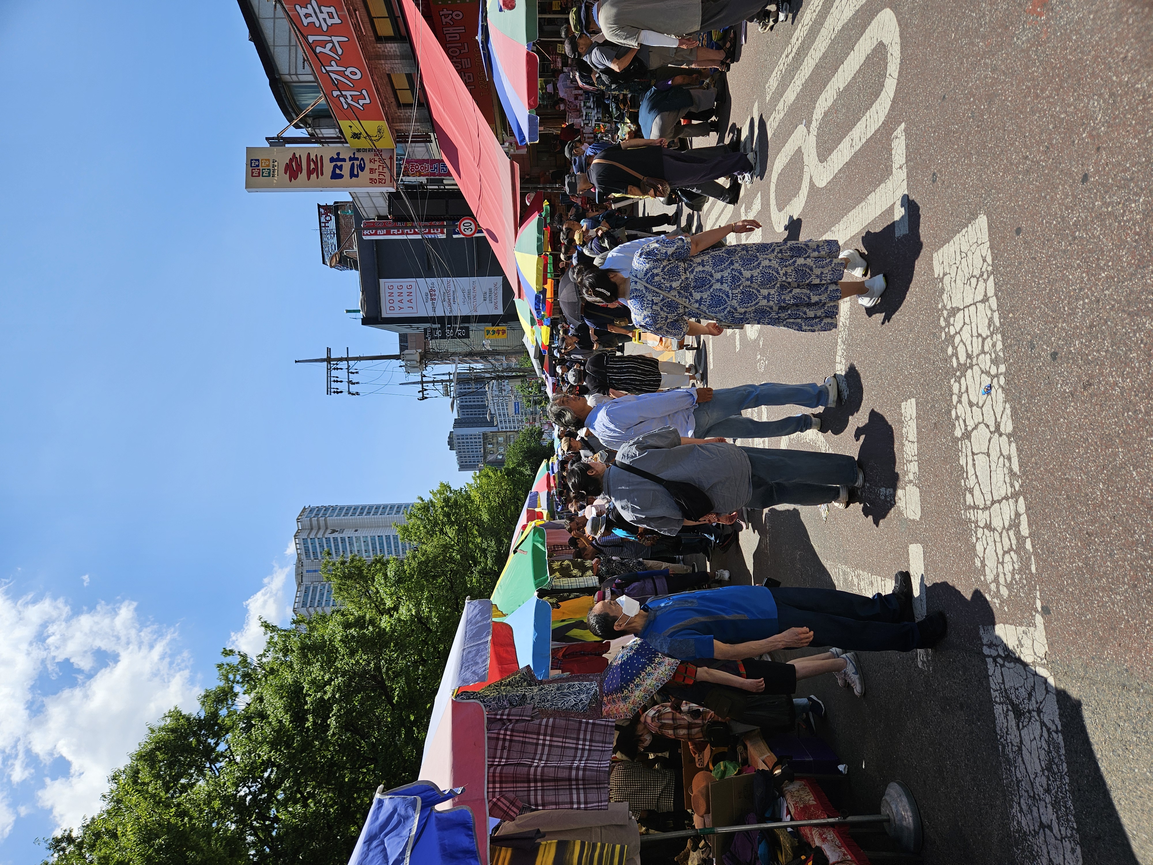 トンミョ前駅周辺