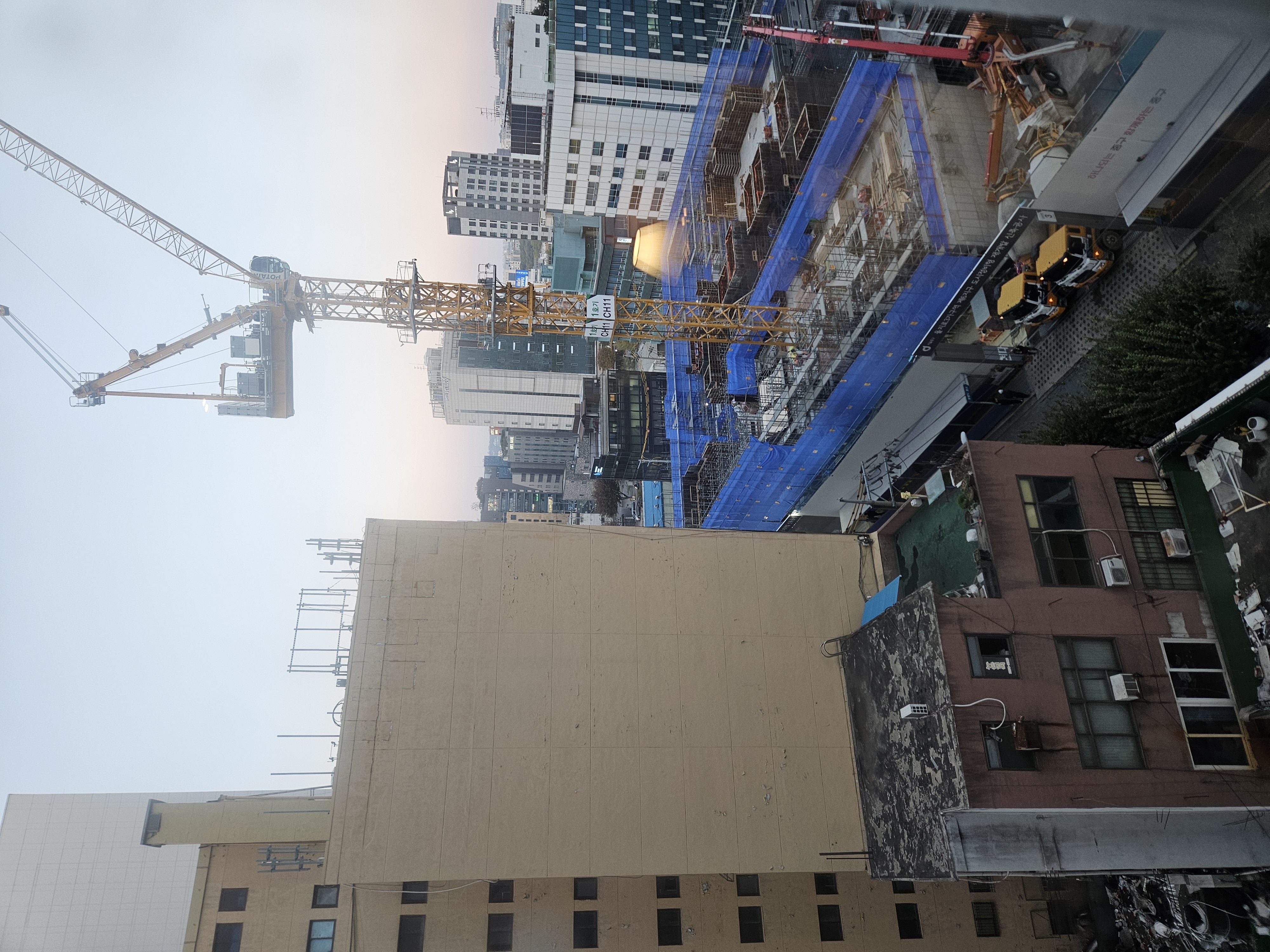 工事現場ビュー