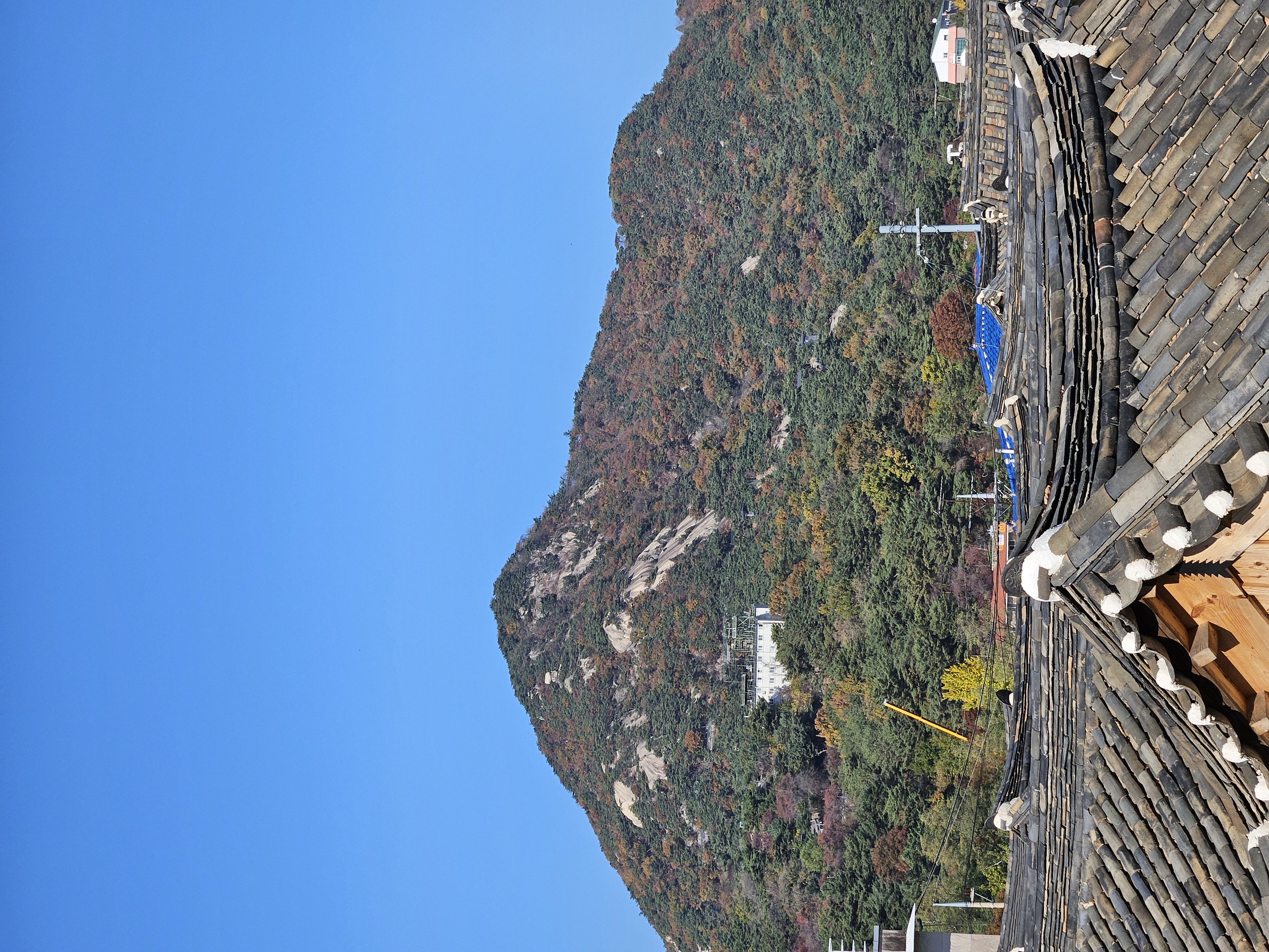 北岳山(북악산)