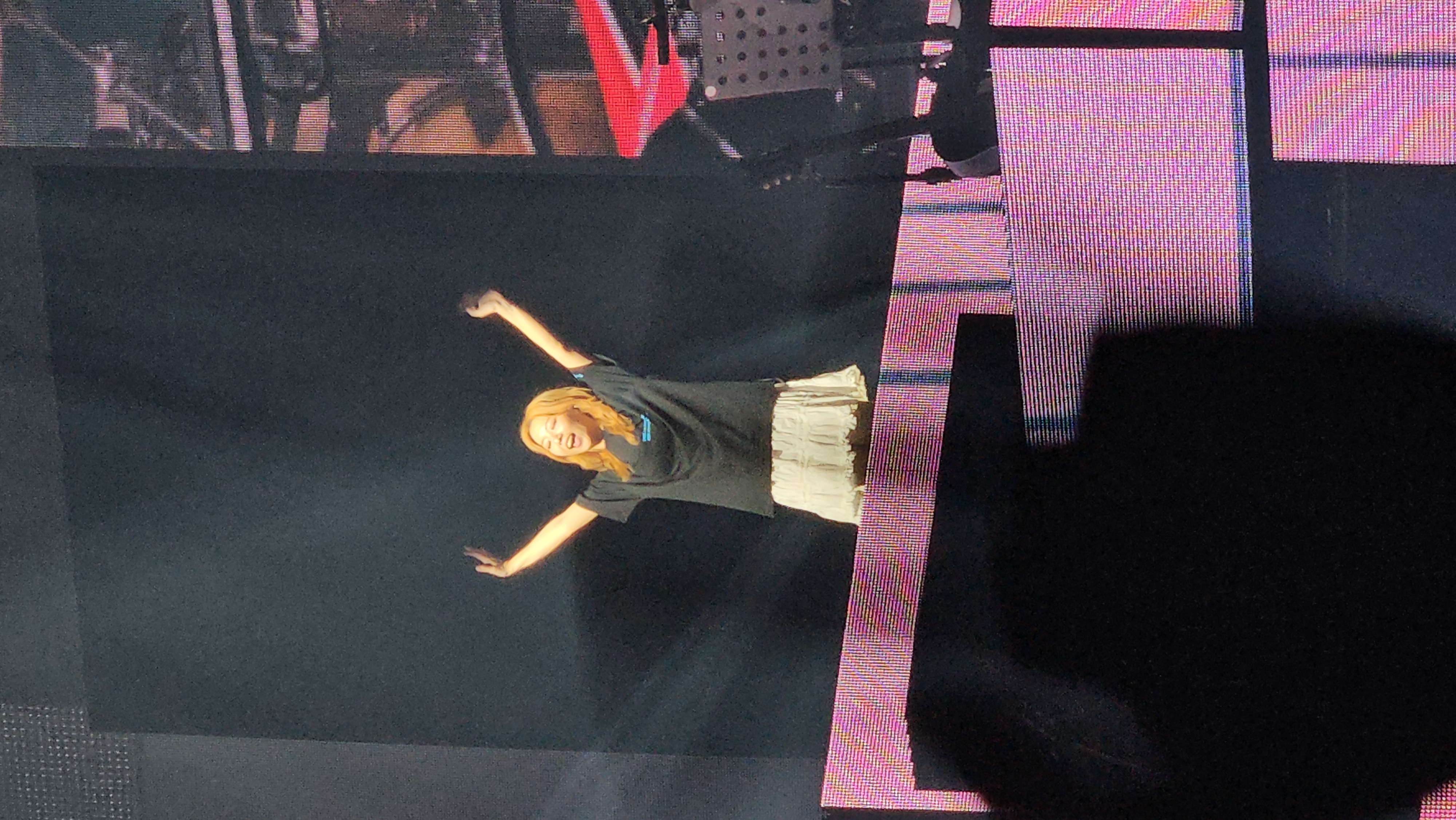 退場するステラジャン