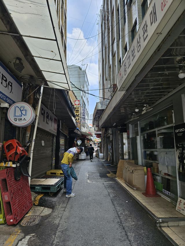 ちょっと路地に